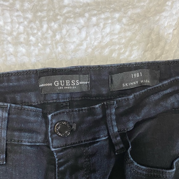 Guess 1981 High Rise Skinny Jean - Picture 3 of 3